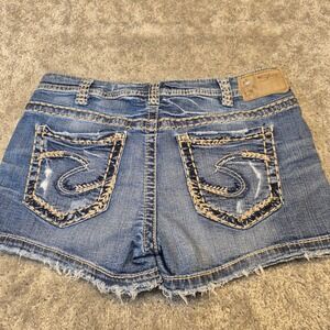 Silver Jeans Co Distressed Denim Shorts Medium Wash Thick Stitch Womens 31
